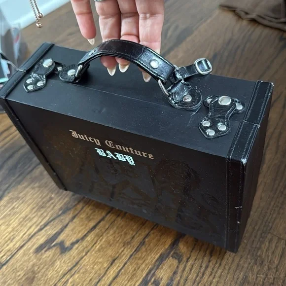 NIB Juicy Couture 3 Piece Set - Coveralls/Hat/Booties Gift Set - Picture 11 of 12